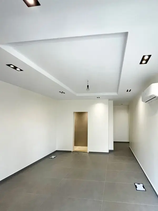 image ۷۰متر شریعتی میرداماد مناسب مطب یا شرکت 2