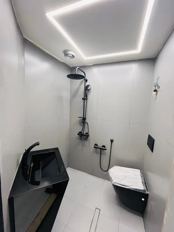 image ۱۱۰ متر سنداداری شیک و تمیز/ورودی لابی و لابی من 4