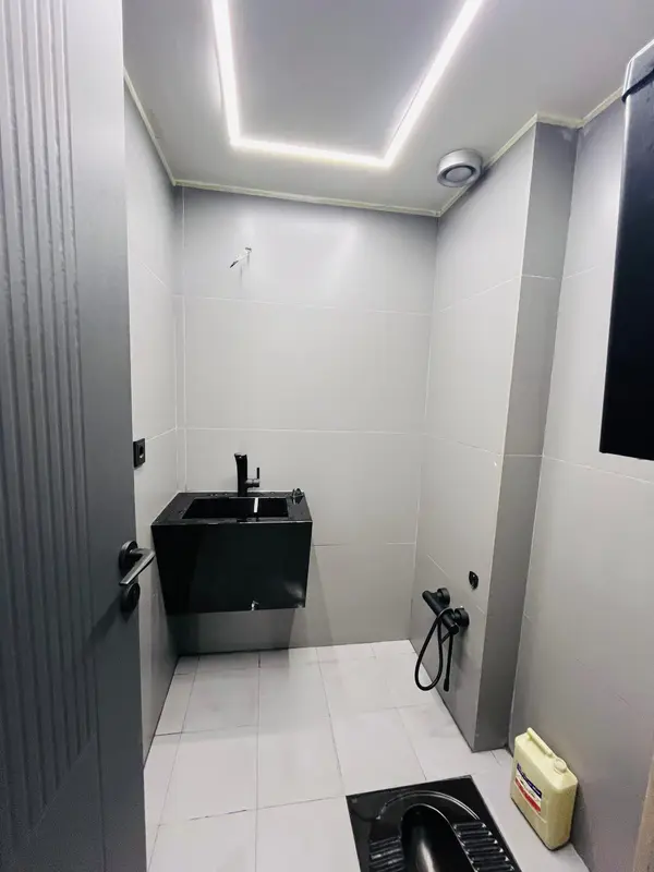 image ۱۱۰ متر سنداداری شیک و تمیز/ورودی لابی و لابی من 5