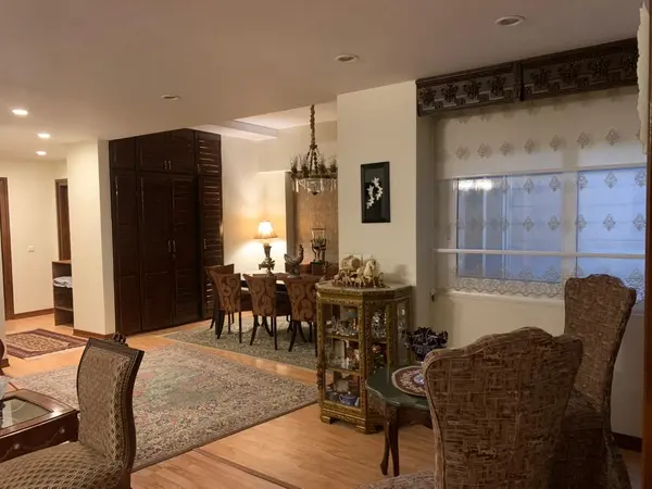 image ۱۱۰ متر آپارتمان شریعتی خیابان ظفر 2