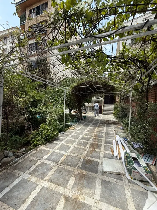 image مستغلات ویلایی 700 متری اداری.  پارک وی 0