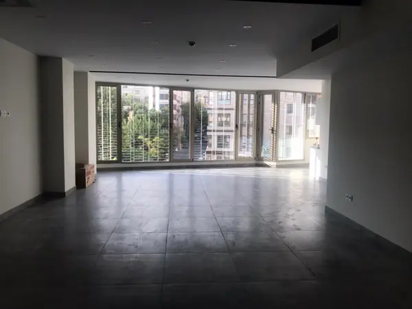 image 175متر/سند اداری/جردن/5پارکینگ/7ساله 2