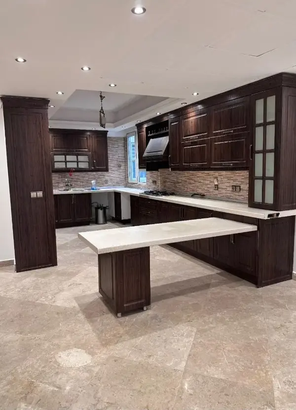 image ۱۶۵متری/تک واحدی/نوسازی شده/نشیمن مجزا/فول 0