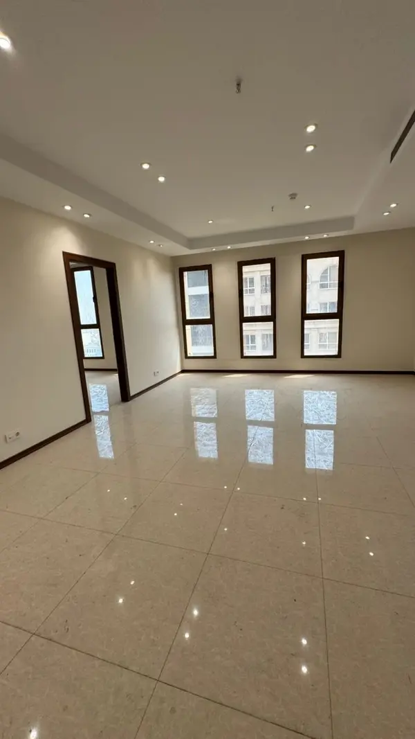 image جردن ۱۷۵متر سند اداری ۵پارکینگ 1
