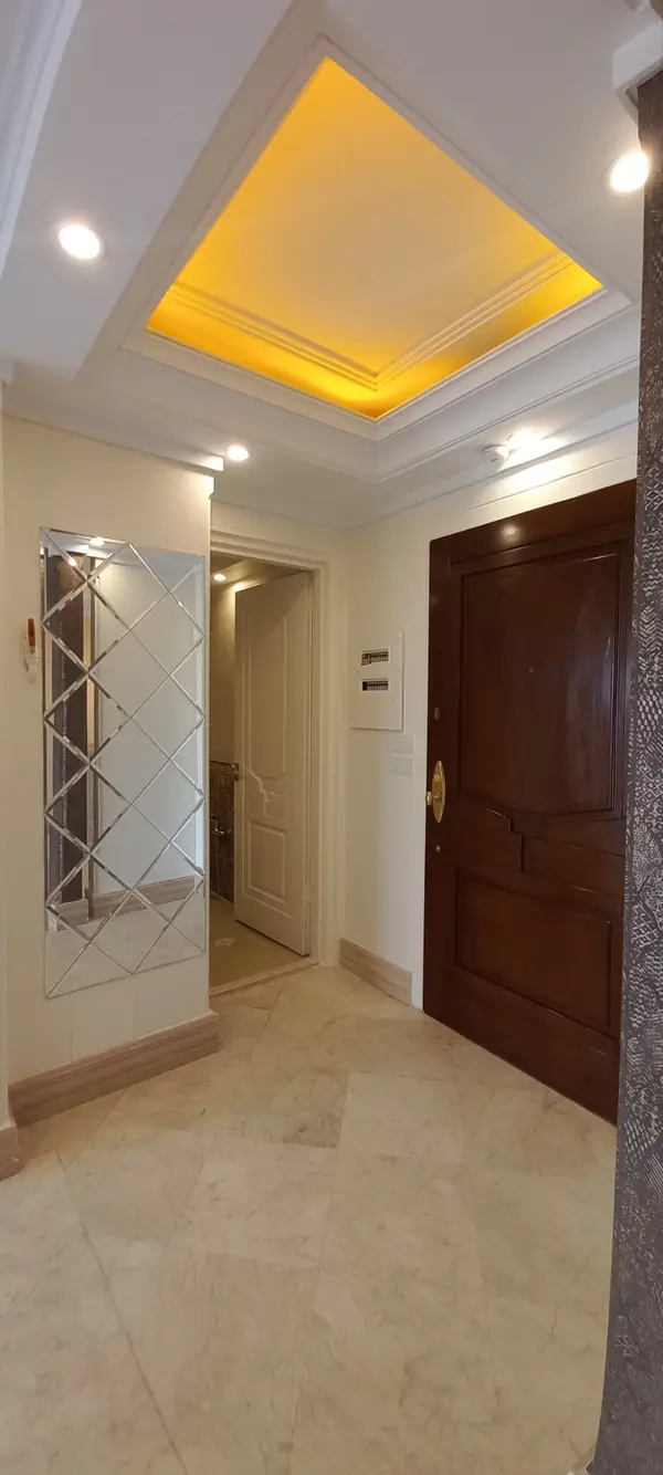 image آپارتمان 145 متری 3خوابه بینظیر در تاپ لوکیشن قیطریه با ویوی ابدی 3