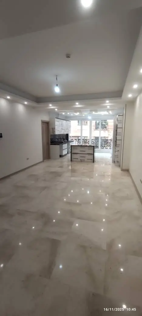 image ۱۰۰ متر یخچال کلیدنخورده Toploc 1