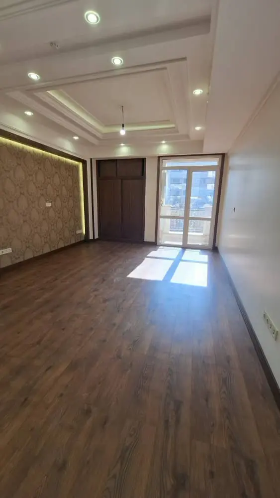 image ۱۸۷متر ظفر تاب لوکیشن غرق نور 4