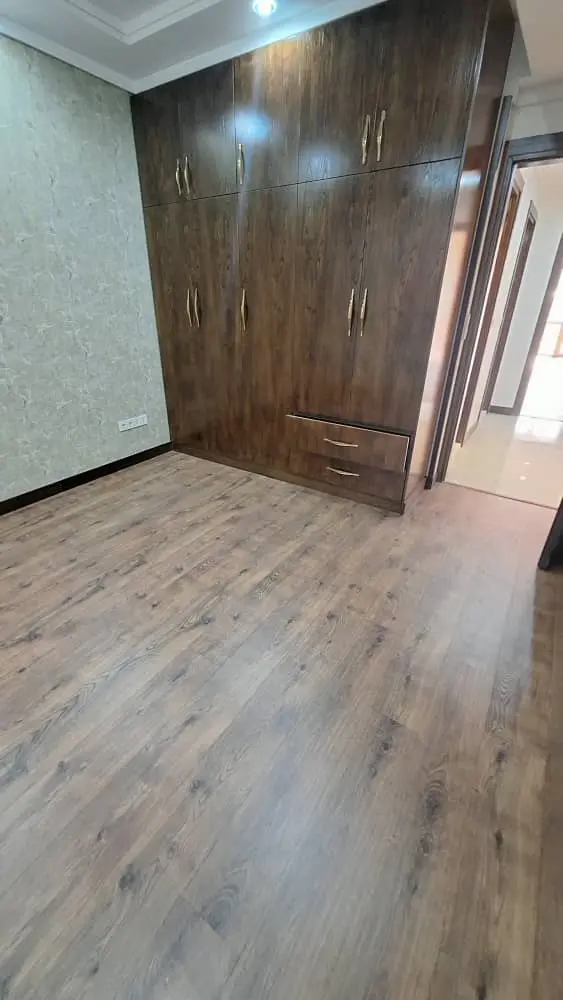 image ۱۸۷متر ظفر تاب لوکیشن غرق نور 3