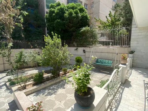 image ۷۰۰متر خانه ویلایی دربست / پاسداران اختیاریه 0