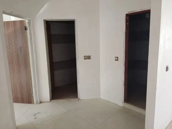 image فروش آپارتمان / کوی گلزار / 177متر / 3خواب / طبقه2 8