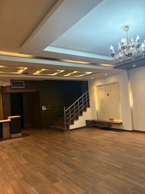 image اجاره آپارتمان / باغ دریاچه / 140متر / 2خواب / شمالی جنوبی 2