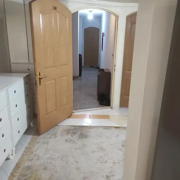 image اجاره آپارتمان / کوی گلزار / 75متر / 1خواب 5