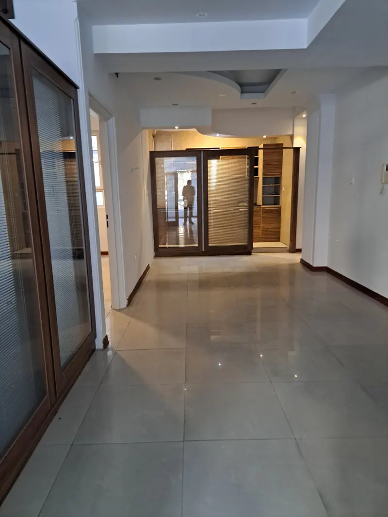 image میرداماد جنب مترو ۱۴۵ متر موقعیت اداری 2